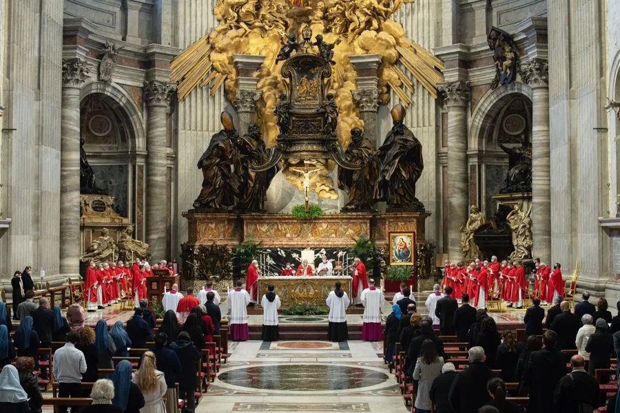 Pope Francis celebrates Palm Sunday Mass at St. Peter’s Basilica on March 28, 2021.?w=200&h=150