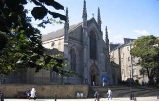 St. Mary’s Catholic Cathedral in Edinburgh, Scotland. Gastao at English Wikipedia (CC BY-SA 3.0).