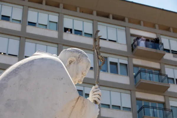 Pope Francis has stayed in the same hospital room where St. John Paul II was treated. / Pablo Esparza/CNA