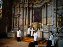 Tridentine Mass in Strasbourg Cathedral, France.