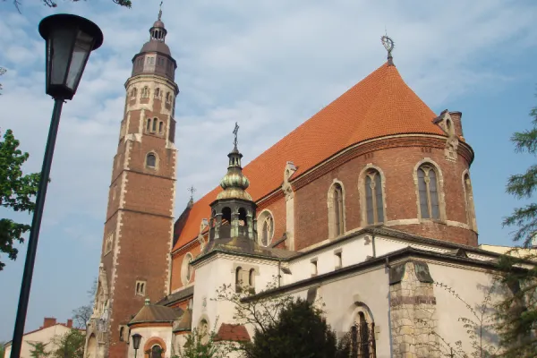 The Basilica of the Sacred Heart of Jesus in Kraków, Poland. / Mister No via Wikimedia (CC BY 3.0).