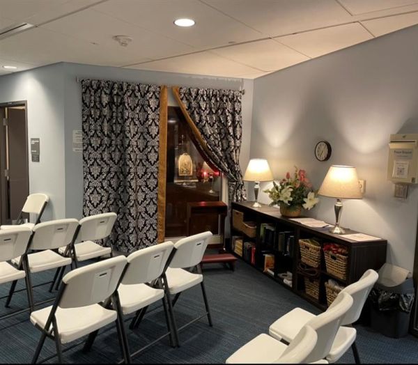 Atlanta Airport's new eucharistic chapel is open 24 hours a day, seven days a week. Interfaith chapel at Atlanta Airport