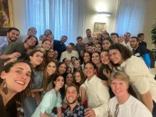 Father Ignacio Bello was surprised to receive a handwritten letter from the pope himself inviting him and his group of World Youth Day pilgrims to the Holy Father’s Vatican residence on the morning of July 25, 2023.