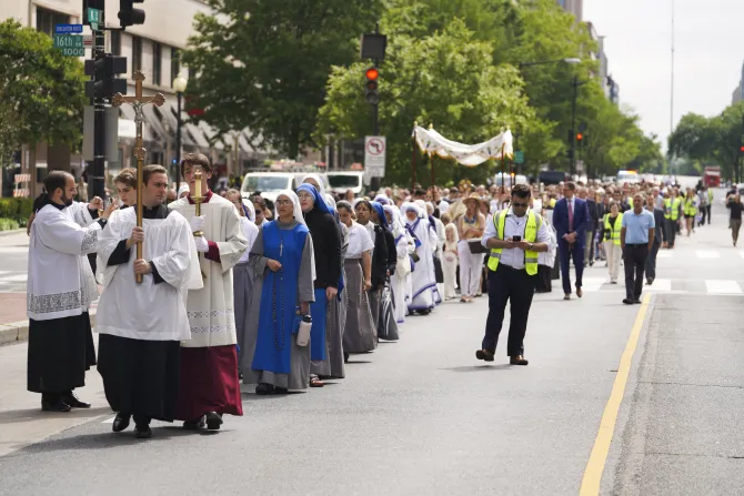 DC eucharistic procession