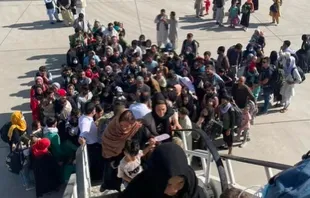 Christian Afghan refugees leaving Kabul Instagram @glennbeck
