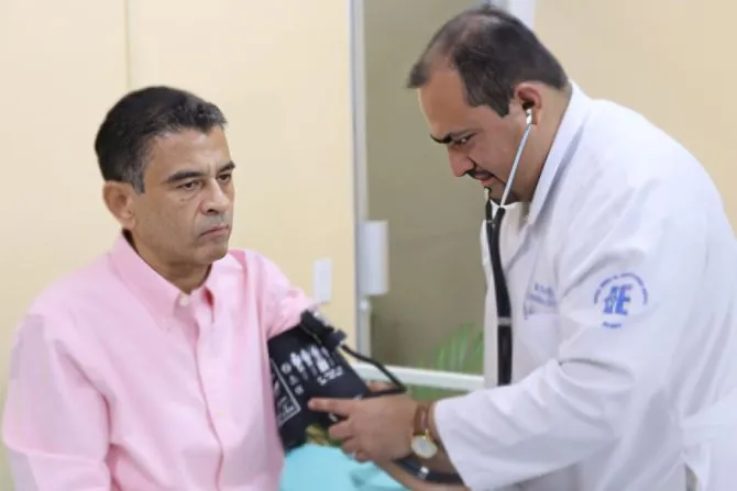 A doctor carries out a medical examination of Bishop Rolando Álvarez  on Jan. 2, 2024.?w=200&h=150