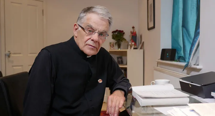 Father Patrick Pullicino, an English Catholic priest and neurologist, has been vindicated after being investigated by a UK medical regulation agency for giving his expert opinion in an emergency end-of-life case.?w=200&h=150