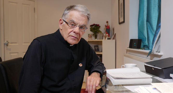 English Catholic priest vindicated for ‘pro-life’ opinion in end-of-life case