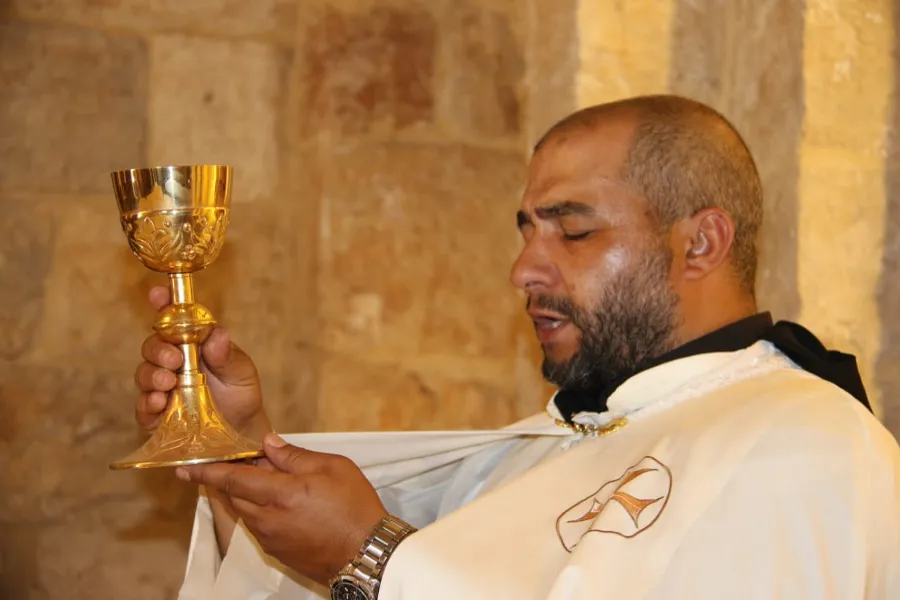 Mass is celebrated in Baalbek, Lebanon.?w=200&h=150