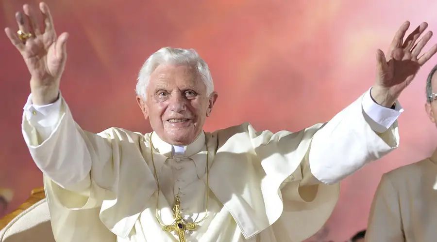 Vatican to publish private homilies of Pope Benedict XVI