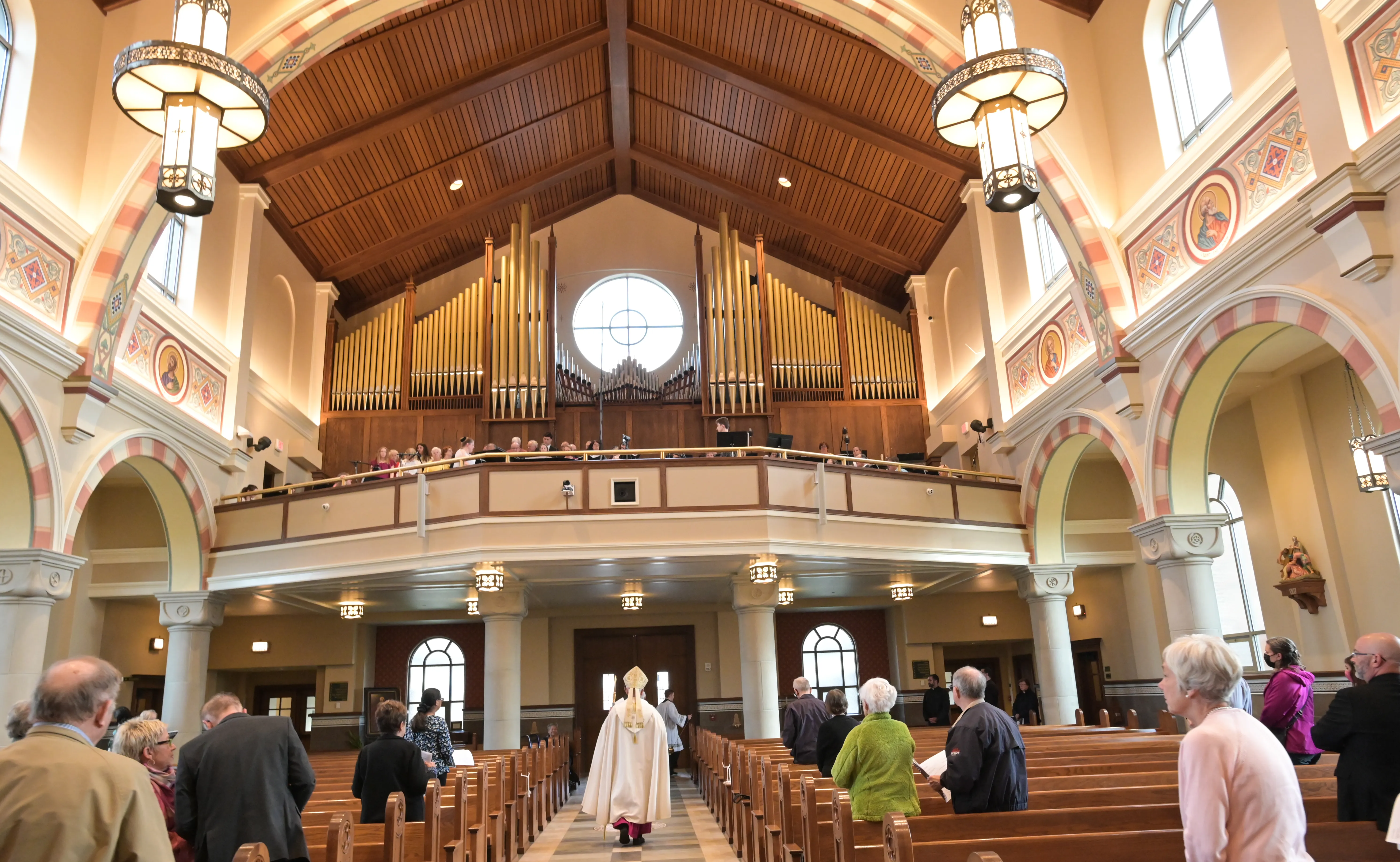 Bishop Kevin C. Rhoades dedicates the organ at St. Pius X parish in Granger, Indiana, in 2022.?w=200&h=150