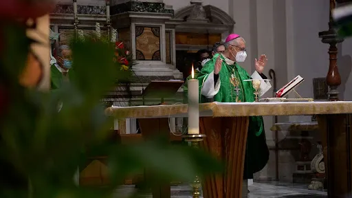Bishop Francesco Soddu of Terni-Narni-Amelia says Mass in the Basilica of St. Valentine. Patrick Leonard/CNA