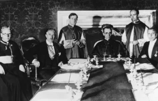 The agreement between the German Reich and the Holy See in Rome was signed on July 20, 1933. Bundesarchiv, Bild 183-R24391|Wikipedia|CC BY-SA 3.0 de