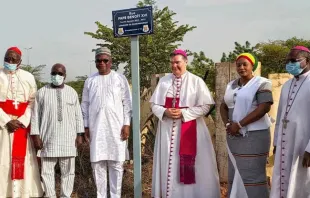 Apostolic Nuncio Archbishop Michael Crotty unveils the new sign of Pope Benedict XVI Street in Burkina Faso’s capital, Ouagadougou. Fr. Paul Dah.