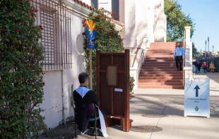 The Diocese of Phoenix is offering the sacraments and free sacramentals — as well as information on Sunday Mass times and locations — to pedestrians in the city on the days leading up to the NFL Super Bowl, which is Sunday, Feb. 12, 2023, in Glendale, Arizona. Credit: Diocese of Phoenix