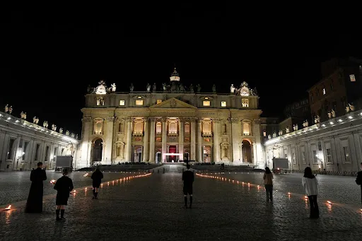 A candlelight Stations of the Cross in St. Peter’s Square on Good Friday 2021.?w=200&h=150