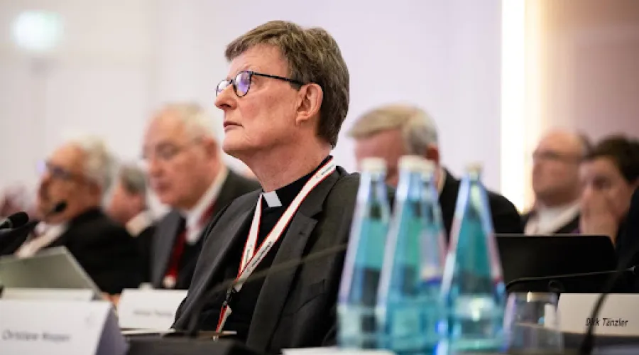 Four German bishops resist push to install permanent "Synodal Council"