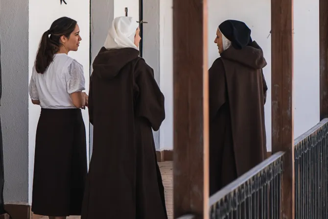 Two Carmelite nuns in Spain seek to recover the hermitical origin of their order 