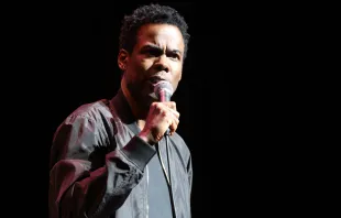 Chris Rock performing in 2017 Andy Witchger|Wikipedia|CC BY 2.0