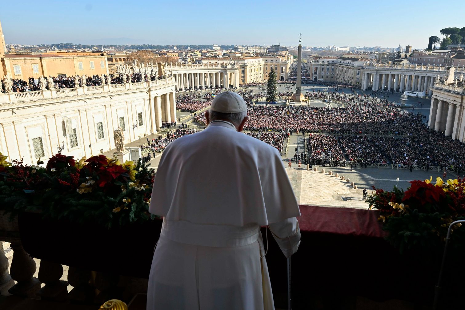 On Christmas Day, Pope Francis prays for Prince of Peace to end ‘third world war’