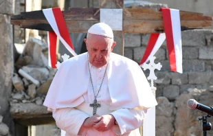 Pope Francis prays at Hosh al-Bieaa (Church square) in Mosul, Iraq, on March 7, 2021. Vatican Media.