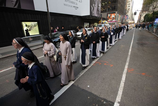 Eucharistic procession NYC 10-10-23 - 7