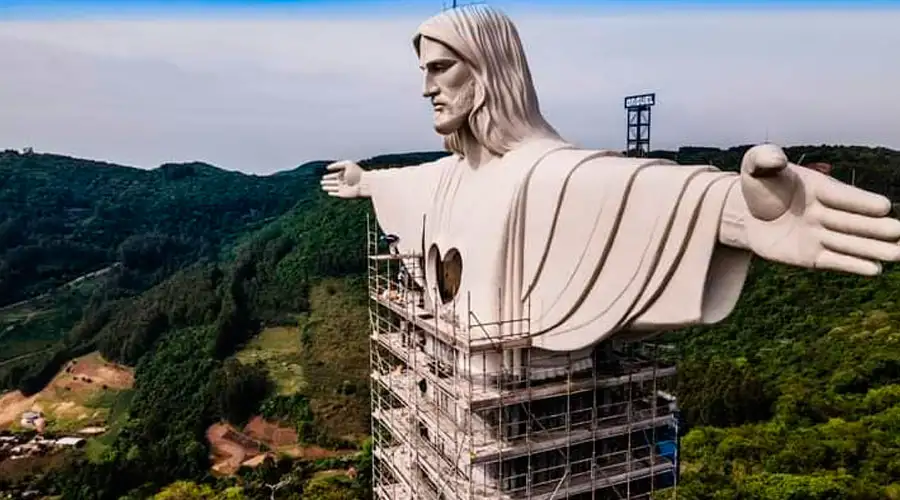 Christ the Protector under construction near Encantado, Rio Grande do Sul, Brazil. Cristo Protetor de Encantado via Facebook.