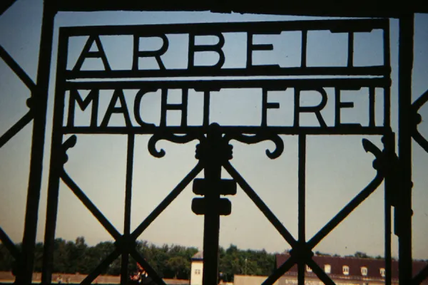 Dachau Gate. Dachau Gate via Wikimedia (CC0).