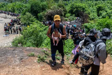 Migrants traverse Darien Gap, Panama