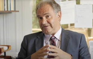 Roberto Dell’Oro is the director of the Bioethics Institute and a professor in the Department of Theological Studies at Loyola Marymount University in Los Angeles, California. Screenshot from Loyola Marymount YouTube video