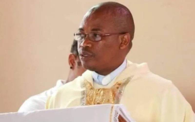Father Paul Tatu Mothobi