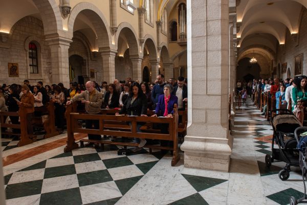 A large number of faithful attended Mass on Sunday, Nov. 19, at the Latin Church of St. Catherine, in Bethlehem. Credit: Marinella Bandini