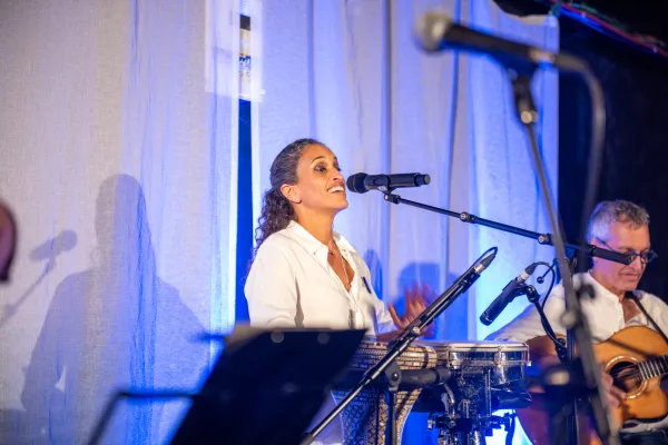 Israeli singer Noa (Achinoam Nini) attended the interfaith event organized by the Kehilat Zion on the first night of Hanukkah on Dec. 7, 2023. Credit: Marinella Bandini