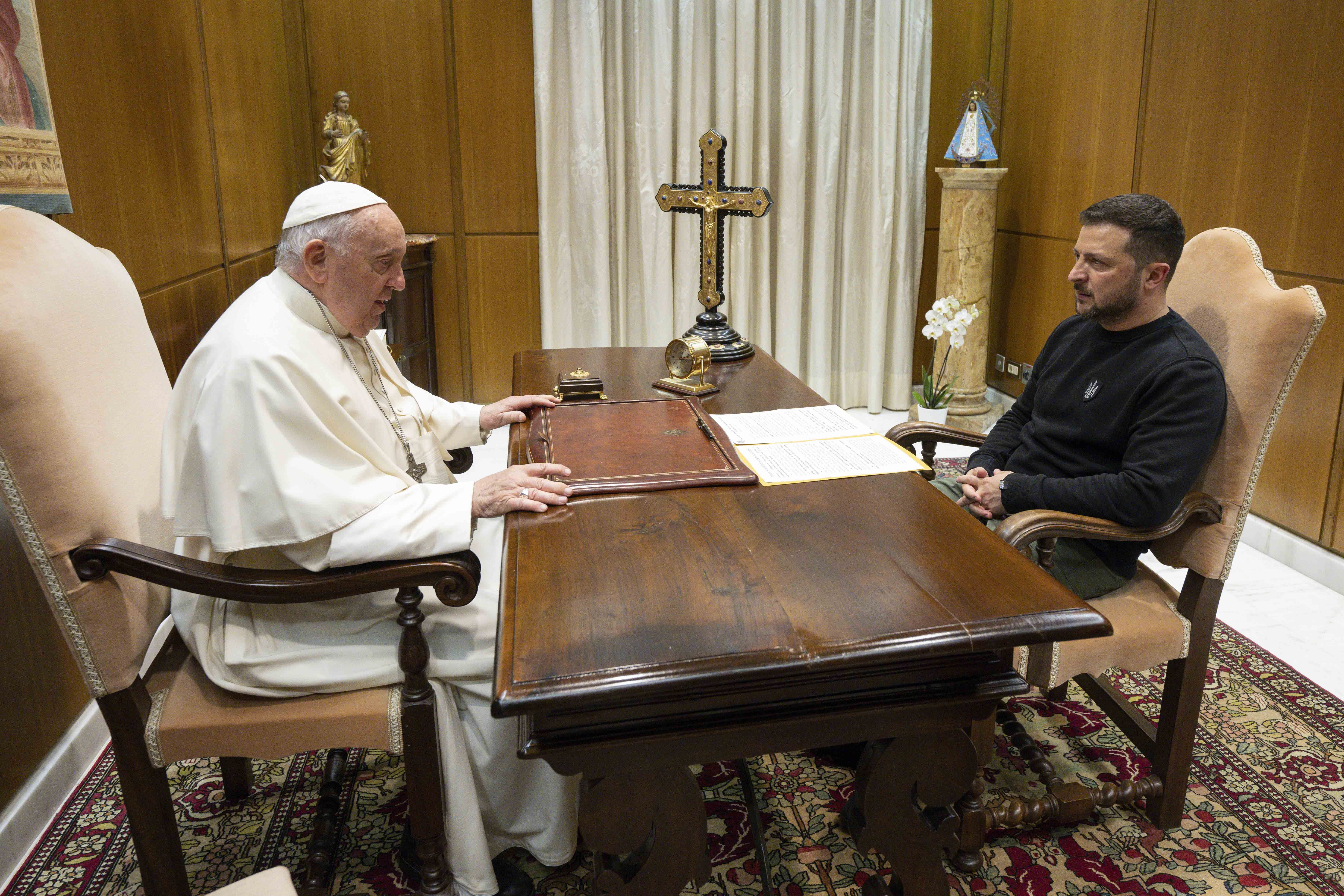 Pope Francis speaks with Zelenskyy about peace efforts in Ukraine