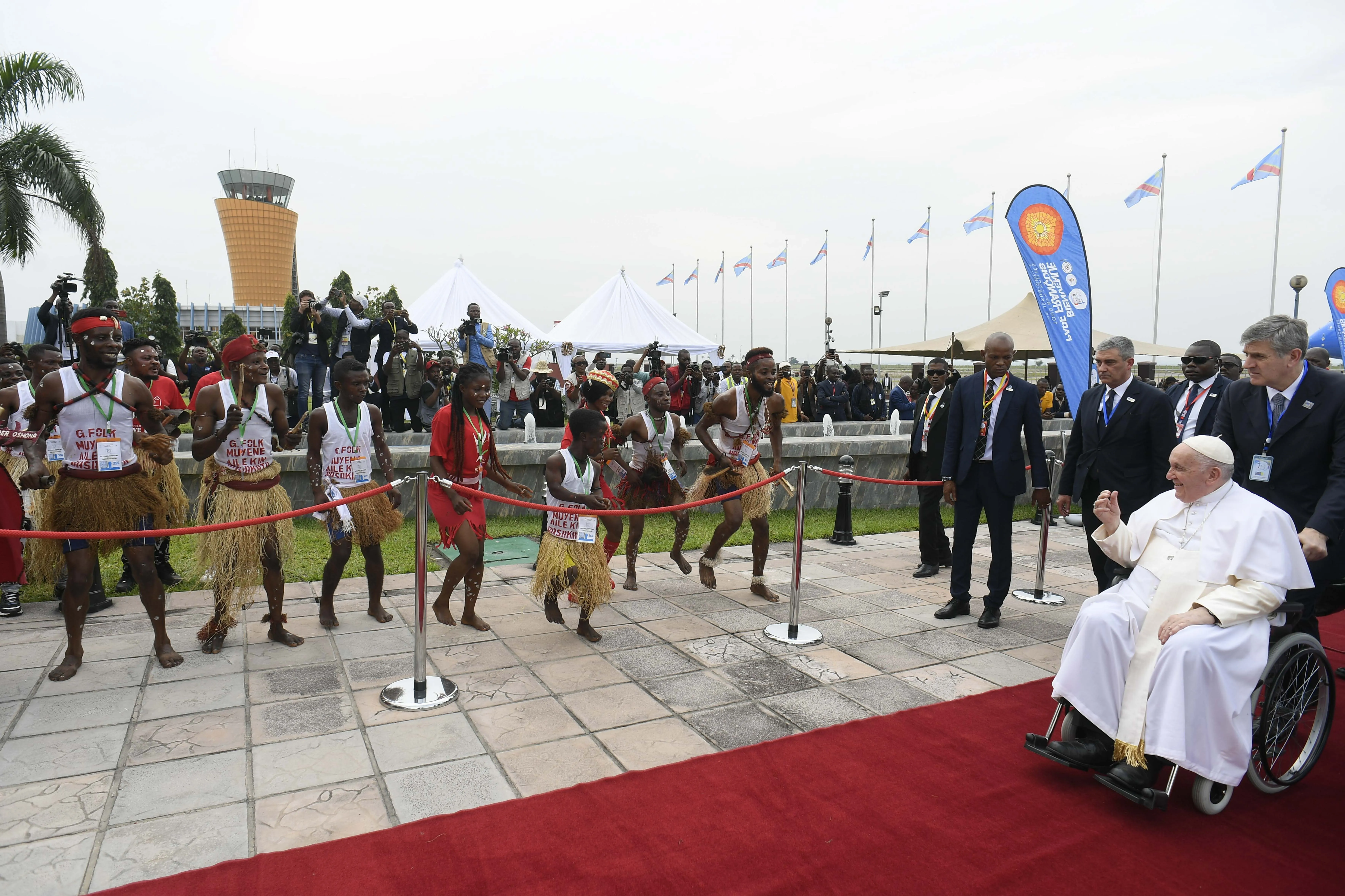 Pope Francis is greeted at the N’Dolo Airport in the Democratic Republic of Congo on Jan. 31, 2023.?w=200&h=150