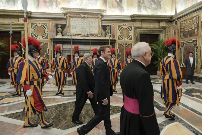 France's President Emmanuel Macron arriving at the Vatican, Oct 24, 2022