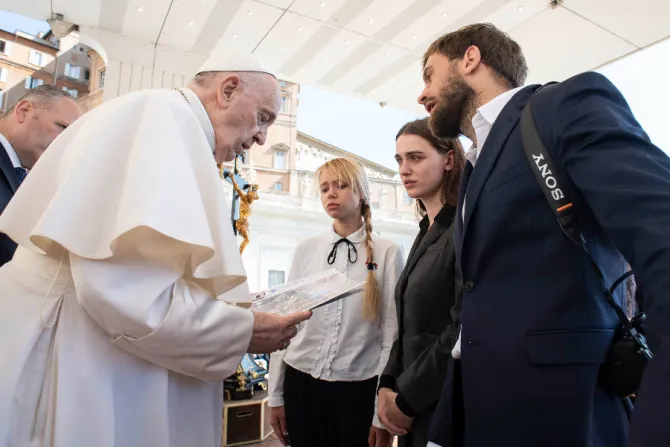 Pope Francis meets Kateryna Prokopenko and Yulya Fedosiuk in St. Peter’s Square on May 11, 2022