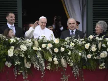 A lively crowd greeted Pope Francis as he arrived at the Grand Master’s Palace in Valletta, Malta, on April 2, 2022.