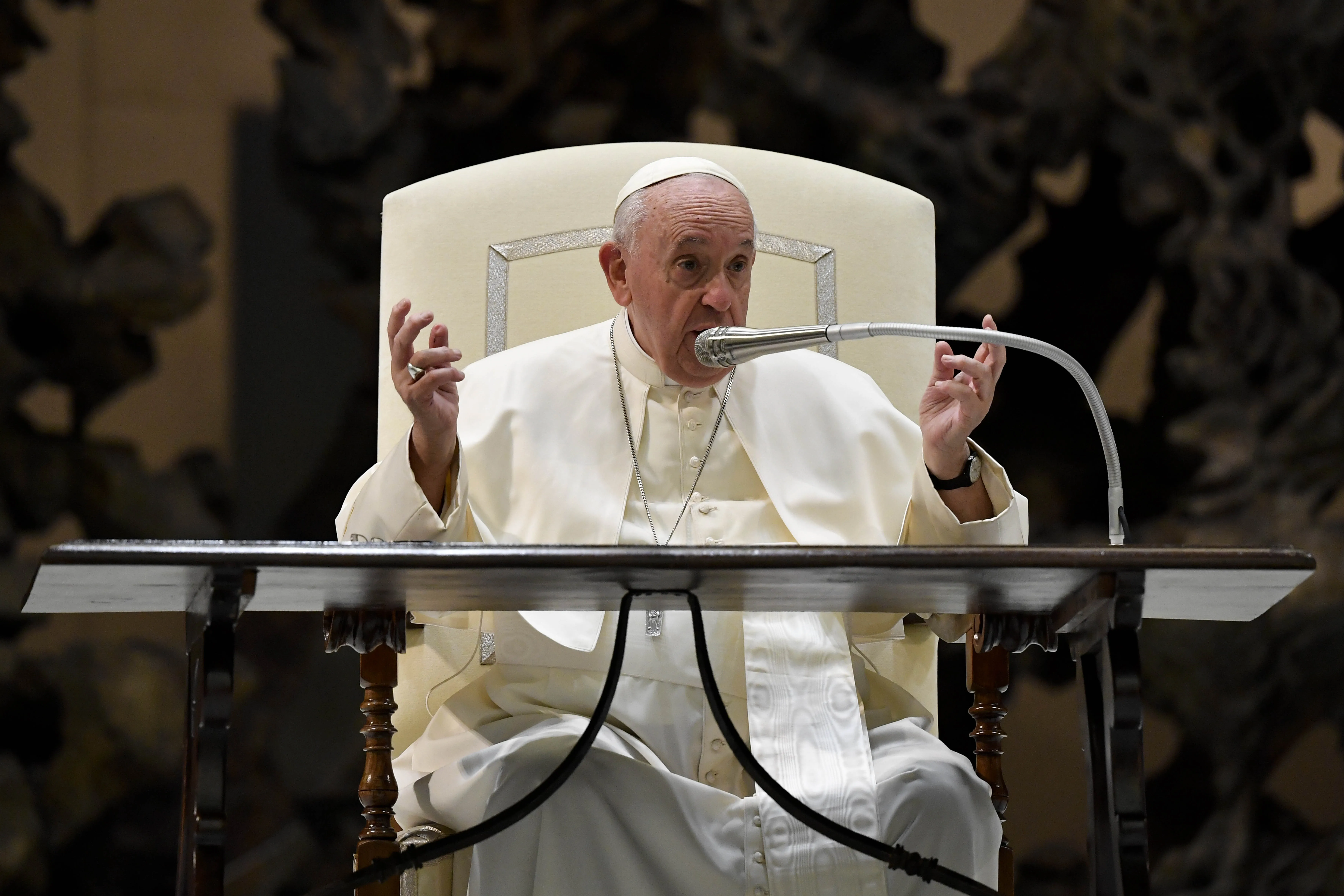 Pope Francis speaking to seminarians at the Vatican, Oct. 26, 2022?w=200&h=150