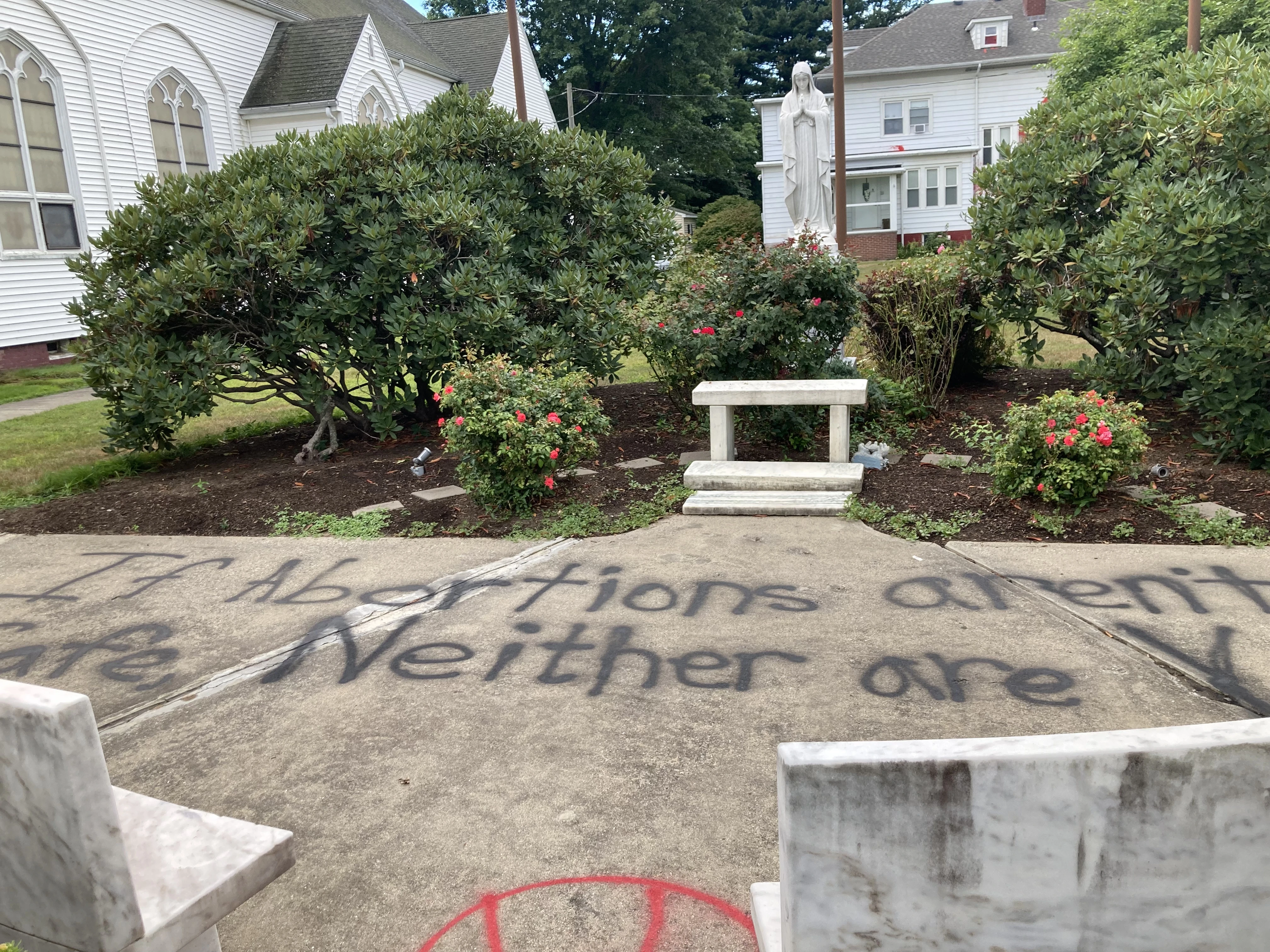 Pro-abortion graffiti at Bethlehem House in Easthampton, Mass., Aug. 18, 2022?w=200&h=150