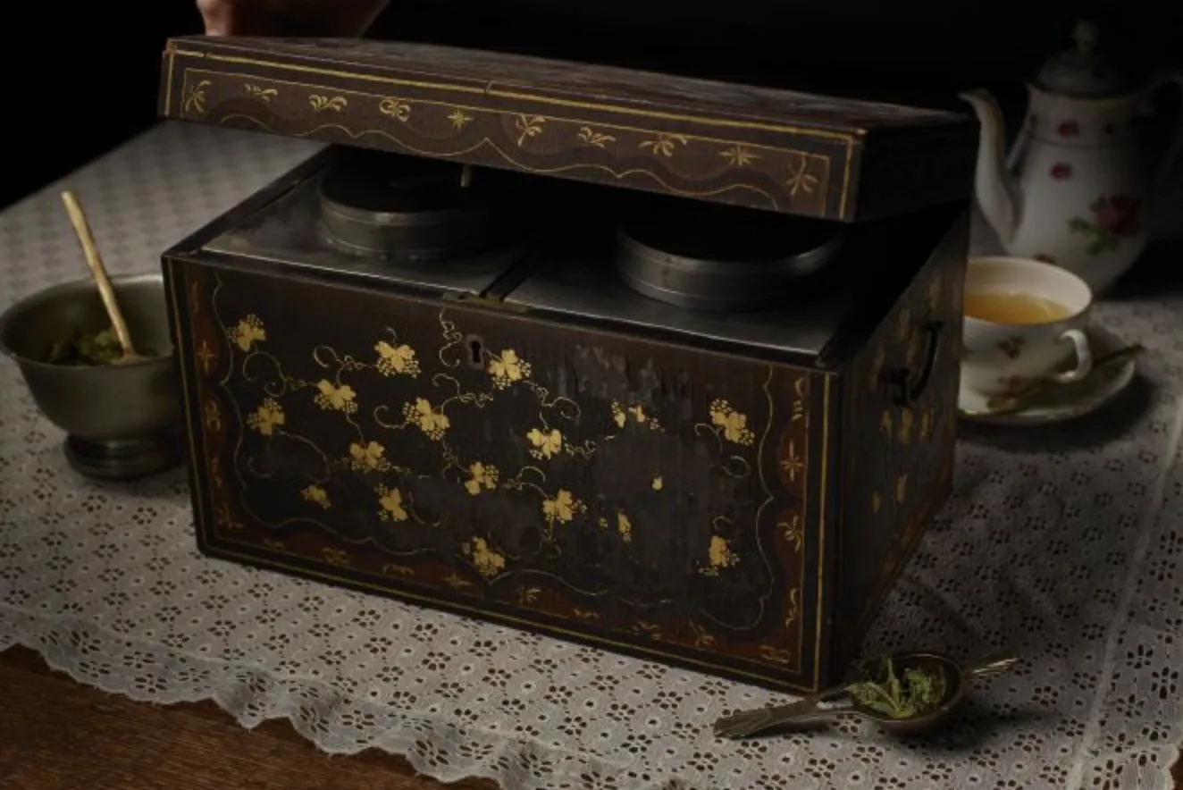 A tea chest displayed in the "Seton Family Treasures" exhibit at the National Shrine of St. Elizabeth Ann Seton in Emmitsburg, Maryland.?w=200&h=150