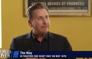 Actor, director, screenwriter, and producer Emilio Estevez talks with Raymond Arroyo in a May 11, 2023, interview on “The World Over with Raymond Arroyo.” Credit: The World Over/YouTube