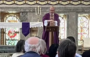 Father Mike Depcik offer Mass at the Seton Shrine Basilica in Emmitsburg, Maryland, during a recent retreat at the shrine. Credit: Courtesy of the Seton Shrine