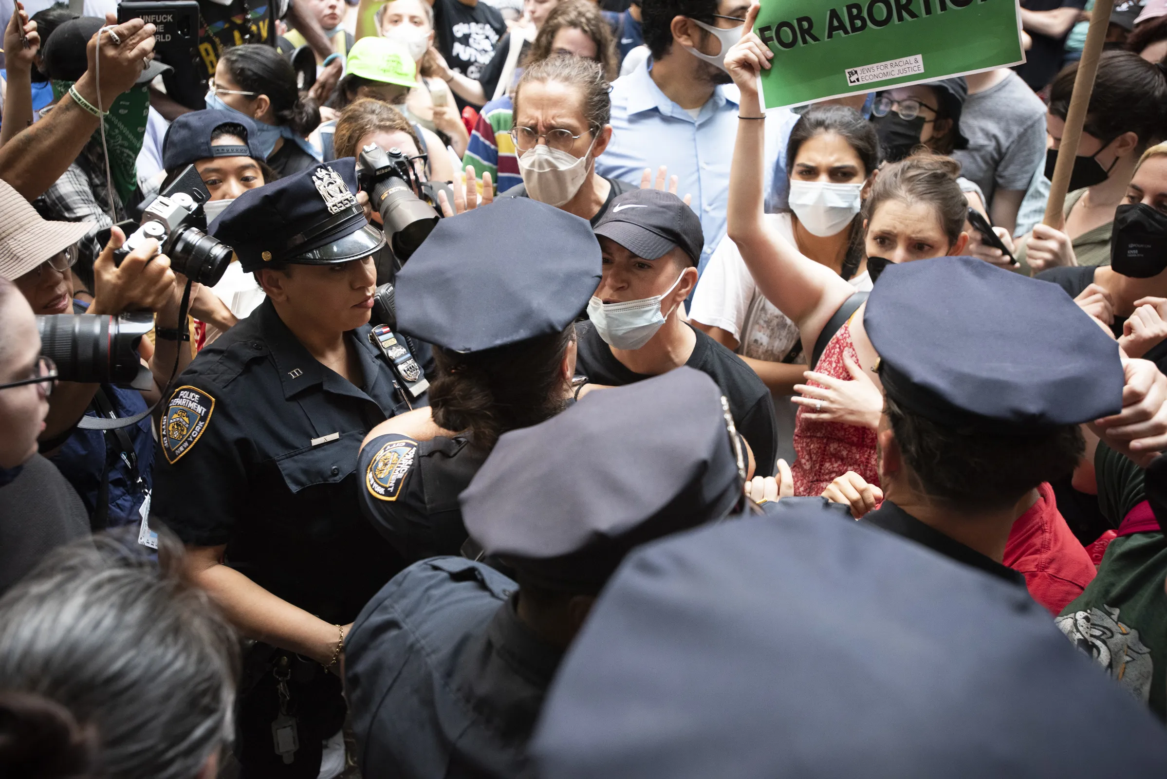 Hundreds of pro-abortion demonstrators tried to block a monthly pro-life march and prayer vigil at a Planned Parenthood abortion clinic in Lower Manhattan on July 2, 2022, setting off a tense confrontation.?w=200&h=150