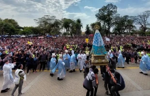 The pilgrim image of Maria de Itatí and the multitude of pilgrims in front of the basilica at the Shrine of the Virgin of Itatí in the Archdiocese of Corrientes, Argentina, on Saturday, Sept. 17, 2022. Photo credit: Itateñas News