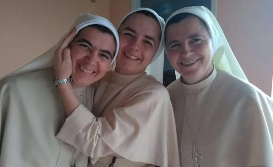 Sister Isabela, Sister Roziane, and Sister Mariana Guimaraes.?w=200&h=150