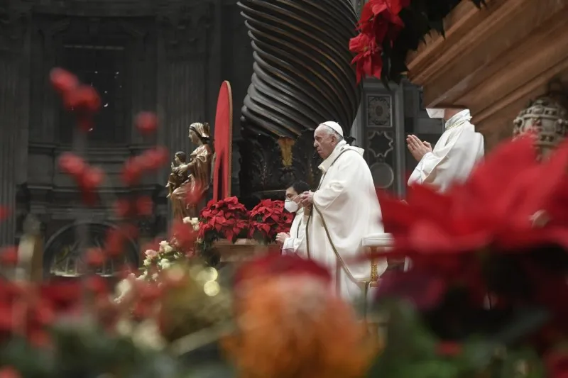 Pope Francis offers Christmas Mass in St. Peter's Basilica on Dec. 24, 2021?w=200&h=150