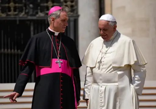 Archbishop Georg Gänswein and Pope Francis on St. Peter’s Square, May 21, 2014.?w=200&h=150