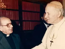 Father Sebastián Gaya, initiator of the Cursillo (short course) in Christianity, together with St. John Paul II.