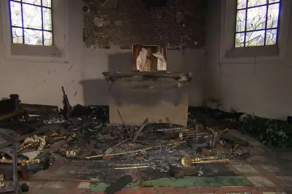 The destroyed high altar of the historic Church of the Elevation of the Cross in Wissen, Germany, February 2023. Credit: Screenshot / SWR